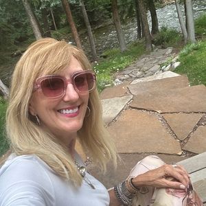 Meet your Posher, Karen